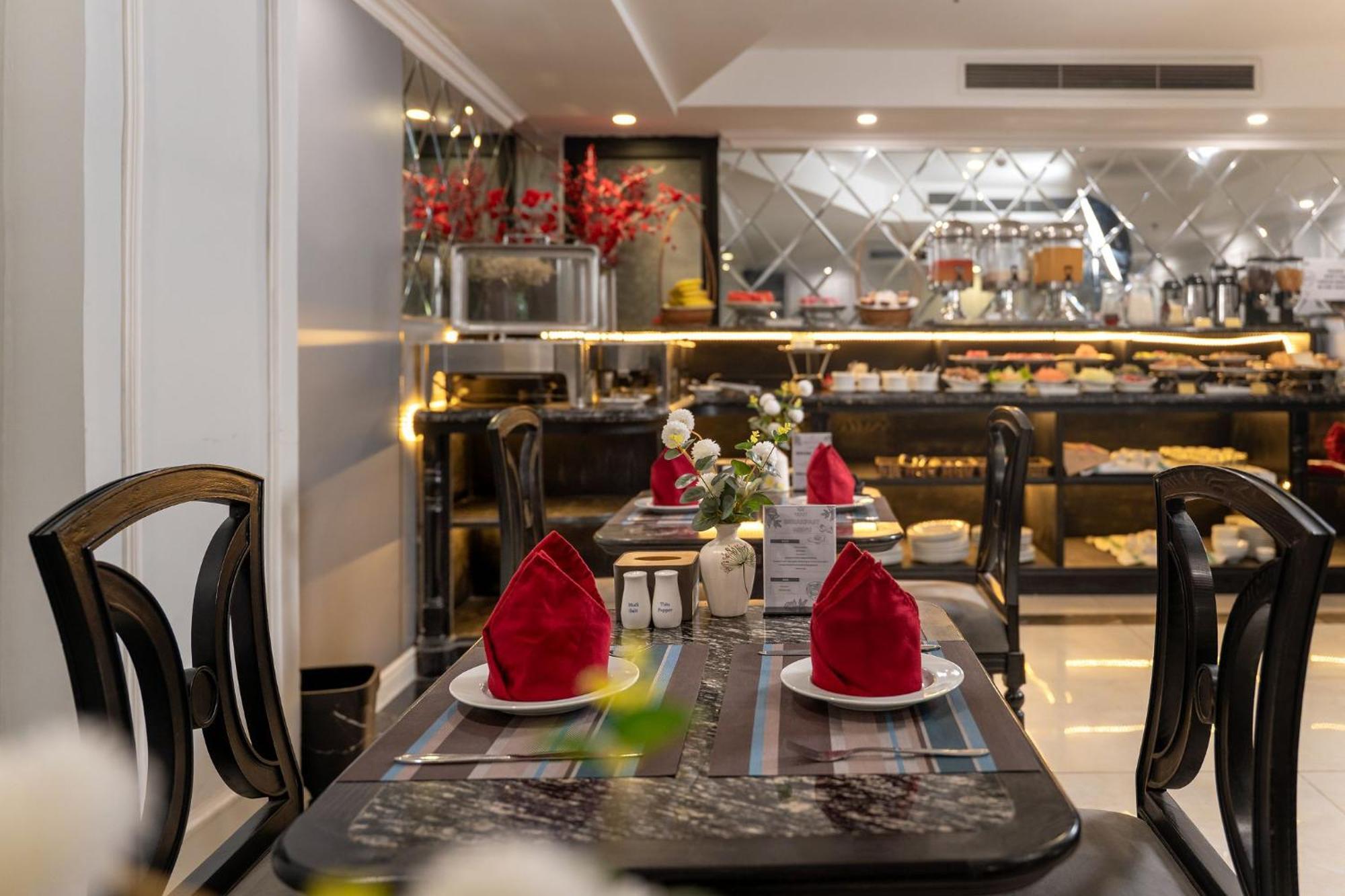 Amara Hanoi Hotel And Spa Buitenkant foto